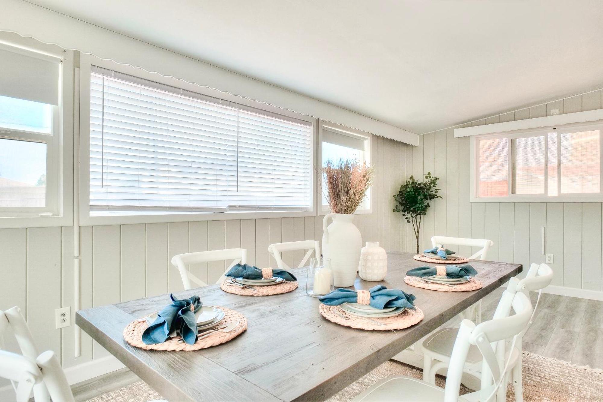Сasa de vacaciones Beachside Bliss Spacious 3br Retreat, Steps To Ocean *