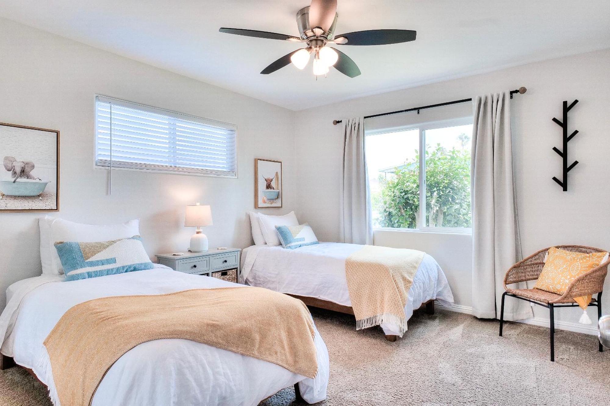 Holiday home Beachside Bliss Spacious 3br Retreat, Steps To Ocean Oceanside